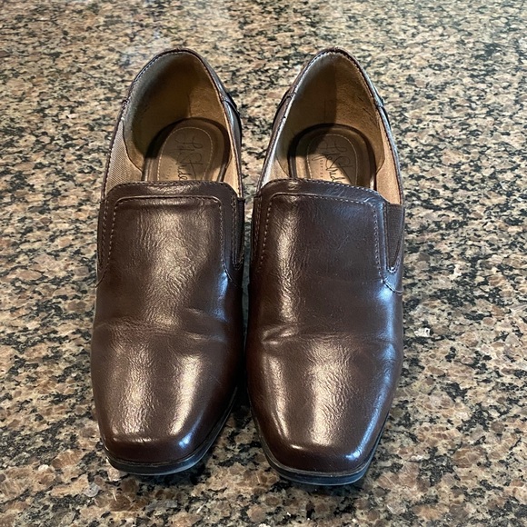 Life Stride Brown Women's Loafers Scout 9 WIDE - Picture 1 of 7